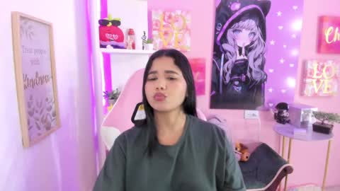 Snapshot of bonnie_benet chatting on 11.20.25 Bonnie online show from 11.20.25