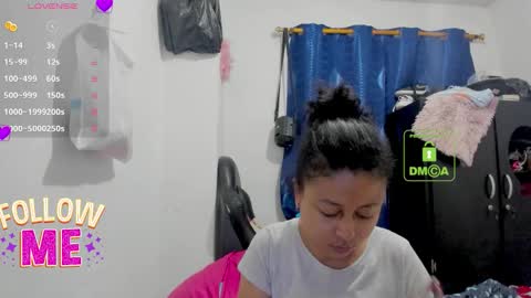 bonnie lam  hello welcome to my room I hope you have fun and you can reach your maximum pleasure here with me online show from 09.14.25
