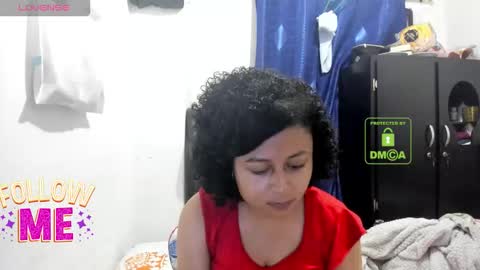 Snapshot of bonnie_lam_ chatting on 10.31.25 bonnie lam hello welcome to my room I hope you have fun and you can reach your maximum pleasure here with me online show from 10.31.25