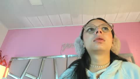 Snapshot of bonniepark_ chatting on 05.19.26 Bonnie online show from 05.19.26