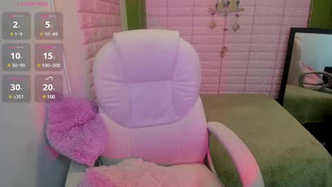 Bonnie  online show from 01.08.25