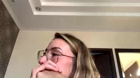 Snapshot of bonnievibes chatting on 02.27.26 bonnievibes online show from 02.27.26