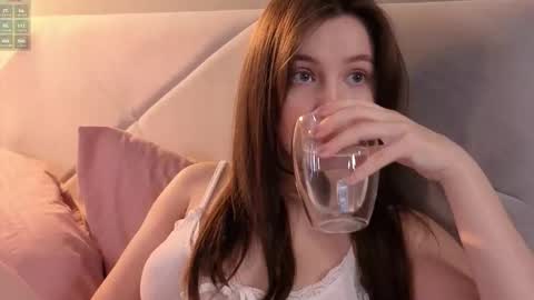 Eva online show from 10.05.25