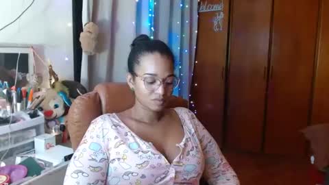 Queen Bon Vivantt online show from 02.21.25