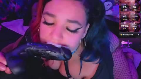 Snapshot of booboosperfectfacefuck chatting on 09.29.25 Nova sub to my fan club for free pms and sexy sloppy videos online show from 09.29.25