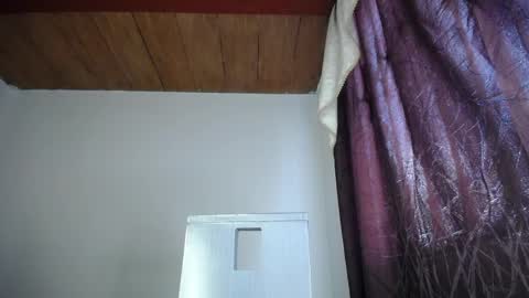 KIM     online show from 03.31.26