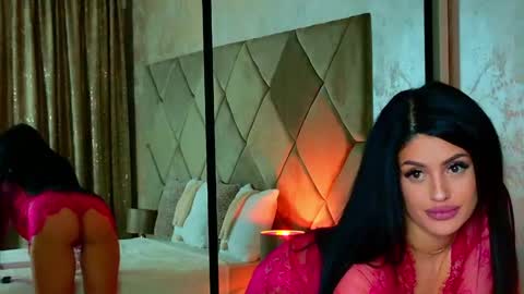 Snapshot of boobsiemilaa chatting on 04.17.26 Mila online show from 04.17.26