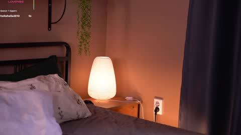 Snapshot of boobybliss chatting on 09.10.25 Alina online show from 09.10.25