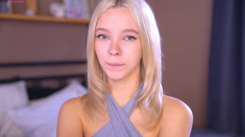 Snapshot of boobybliss chatting on 09.19.25 Alina online show from 09.19.25