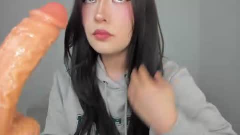 Snapshot of boonie_girl chatting on 08.05.26 Booniee online show from 08.05.26
