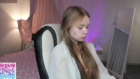 Milena online show from 09.27.25