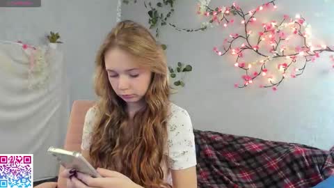 Milena online show from 10.22.25