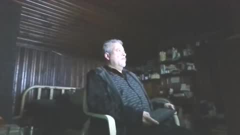 Snapshot of booshy chatting on 10.30.25 Booshwa online show from 10.30.25