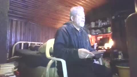 Snapshot of booshy chatting on 11.19.25 Booshwa online show from 11.19.25