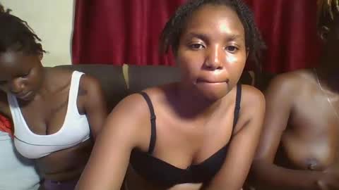 bootie_caramel online show from 03.11.25