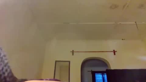 bootie_caramel online show from 10.02.25