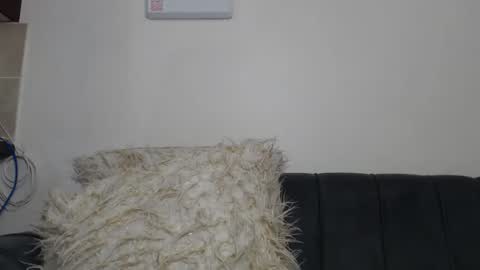 Snapshot of bootybangerxxx2 chatting on 11.08.25 bootybangerxxx2 online show from 11.08.25