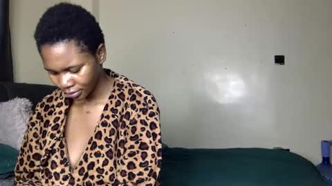 vee online show from 02.25.26