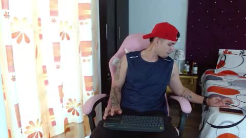 booyhott_ online show from 10.25.25