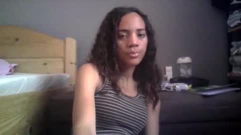 Snapshot of boozyart chatting on 11.10.25 boozyArt online show from 11.10.25