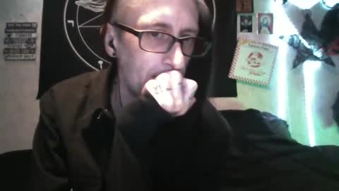 Snapshot of borisprice chatting on 12.15.24 Boris Price online show from 12.15.24