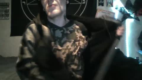 Snapshot of borisprice chatting on 03.10.25 Boris Price online show from 03.10.25