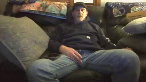 Snapshot of bostonguy1969 chatting on 01.14.25 bostonguy1969 online show from 01.14.25