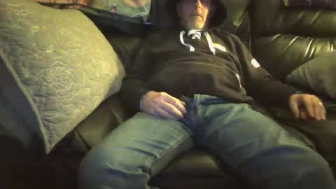 Snapshot of bostonguy1969 chatting on 01.21.25 bostonguy1969 online show from 01.21.25