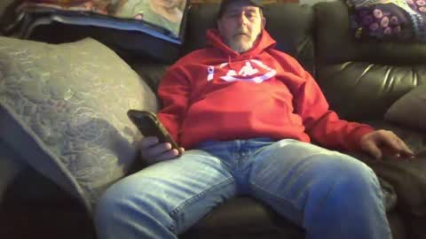 Snapshot of bostonguy1969 chatting on 02.11.25 bostonguy1969 online show from 02.11.25