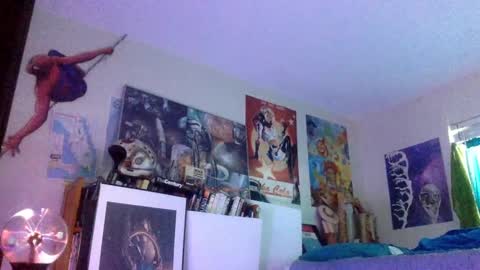 Bottomboo7 online show from 09.17.25