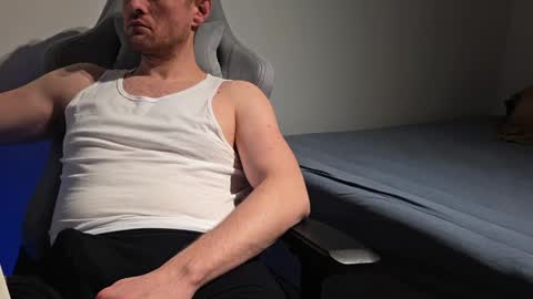 Snapshot of bottomtsinner chatting on 03.30.26 bottomtsinner online show from 03.30.26
