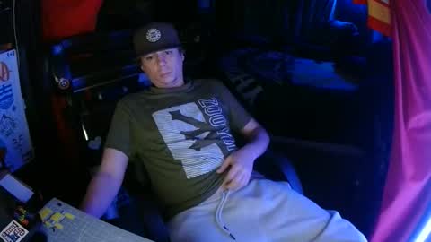 Bowerboi1217 online show from 11.25.25