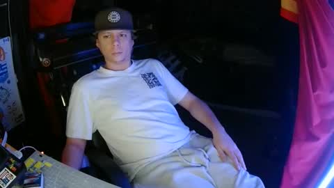 Bowerboi1217 online show from 11.26.25