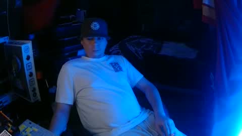 Bowerboi1217 online show from 11.30.25