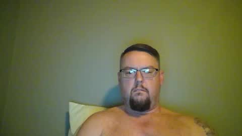 Snapshot of bowtieguy84 chatting on 03.17.26 bowtieguy84 online show from 03.17.26