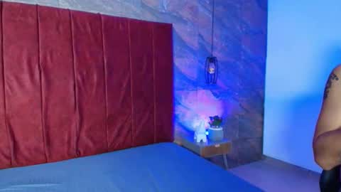 B O X I N G L O V E R S  online show from 02.21.26