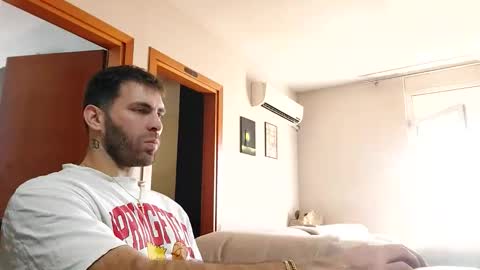 Snapshot of boy_aroundtheworld chatting on 10.24.25 Dan online show from 10.24.25