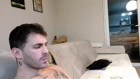 Snapshot of boy_aroundtheworld chatting on 10.29.25 Dan online show from 10.29.25