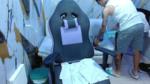 boy_tatto77 online show from 04.25.26