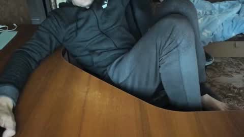 BoyApollon online show from 11.21.25