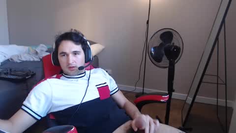 For business or to fuck me contact me boybigcocks Follow my OF  online show from 12.09.24