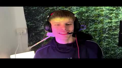 Snapshot of boyblondhetero chatting on 02.19.26 boyblondhetero online show from 02.19.26