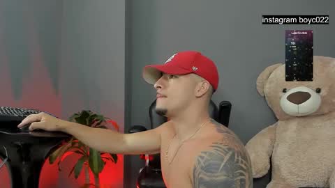 Snapshot of boyc02_ chatting on 01.28.25 boyc02_ online show from 01.28.25