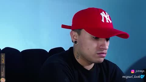 Snapshot of boylatin_777 chatting on 10.13.25 miguel online show from 10.13.25