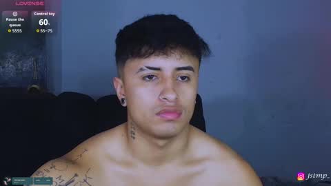 Snapshot of boylatin_777 chatting on 11.09.25 miguel online show from 11.09.25