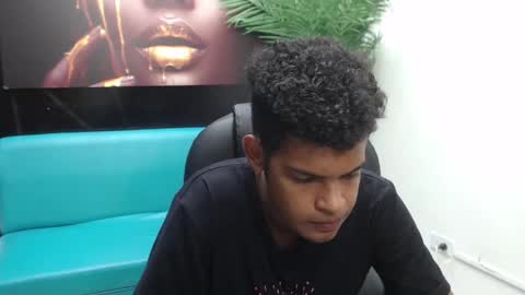 Snapshot of boylittle19cm chatting on 03.07.25 Jackson online show from 03.07.25