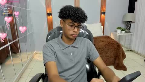 Snapshot of boylittle19cm chatting on 09.15.25 Jackson online show from 09.15.25