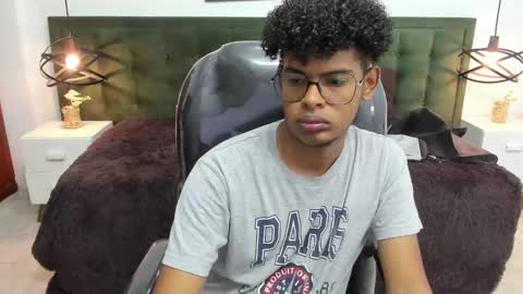 Snapshot of boylittle19cm chatting on 09.28.25 Jackson online show from 09.28.25