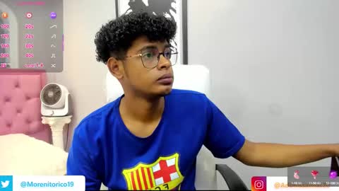 Snapshot of boylittle19cm chatting on 10.07.25 Jackson online show from 10.07.25