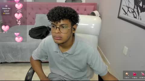 Snapshot of boylittle19cm chatting on 10.11.25 Jackson online show from 10.11.25